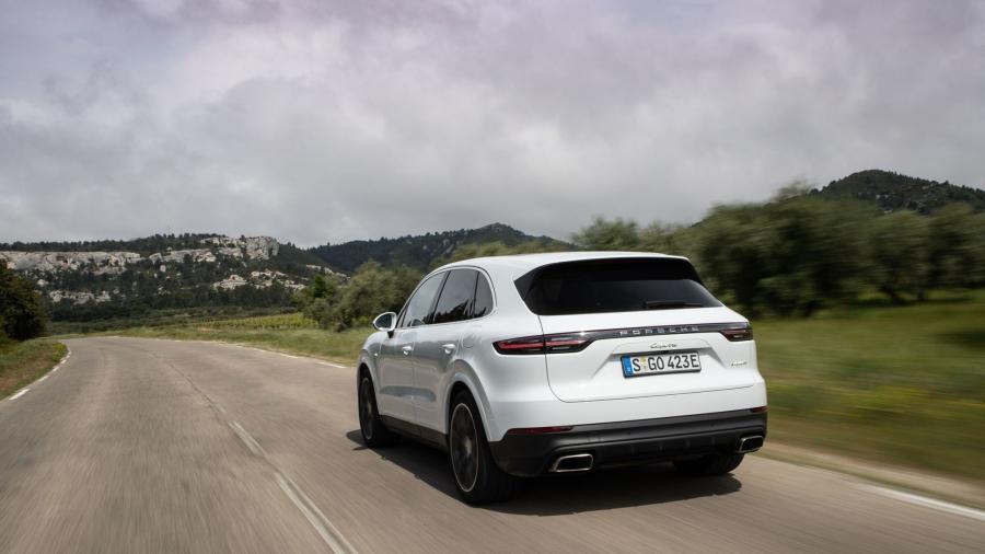  Porsche Cayenne E-Hybrid (PO536) 2018 года  (WW) (фото 85 из 85)